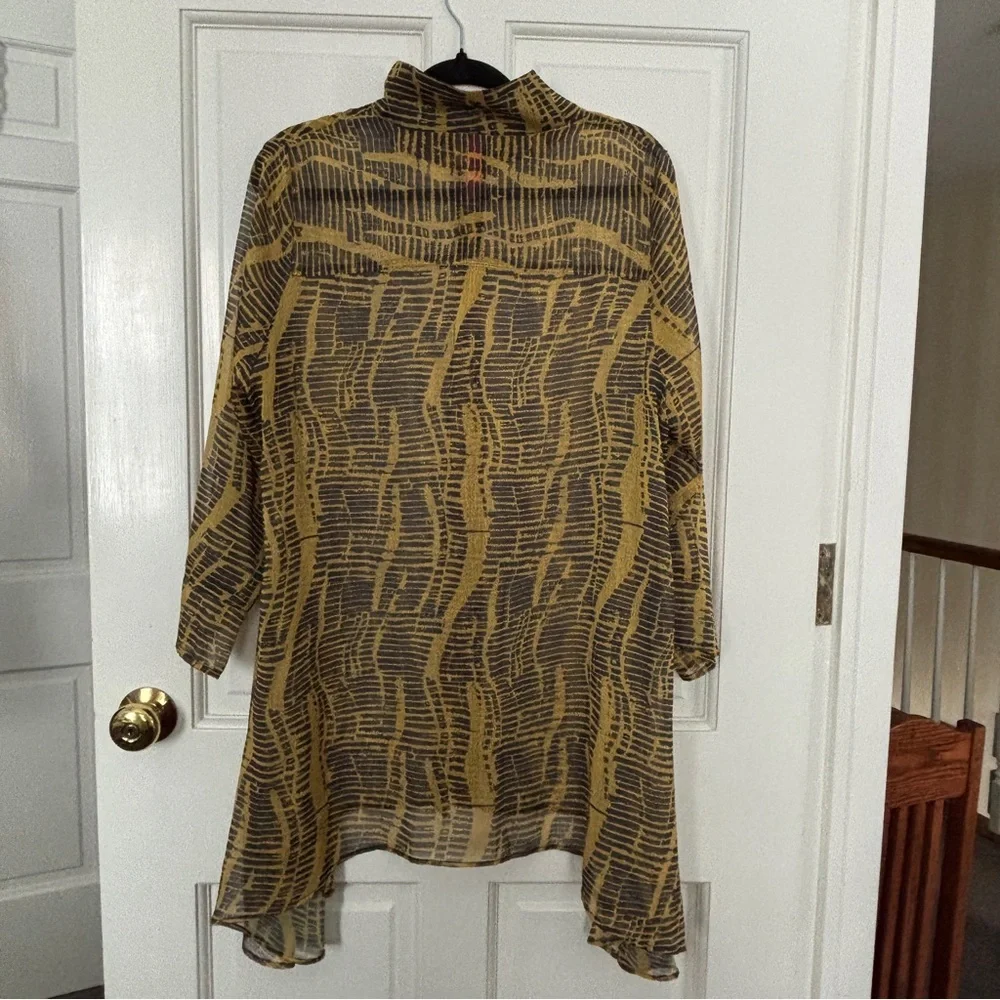 IC by Connie K Black and Gold sheer Blouse - Picture 3 of 7